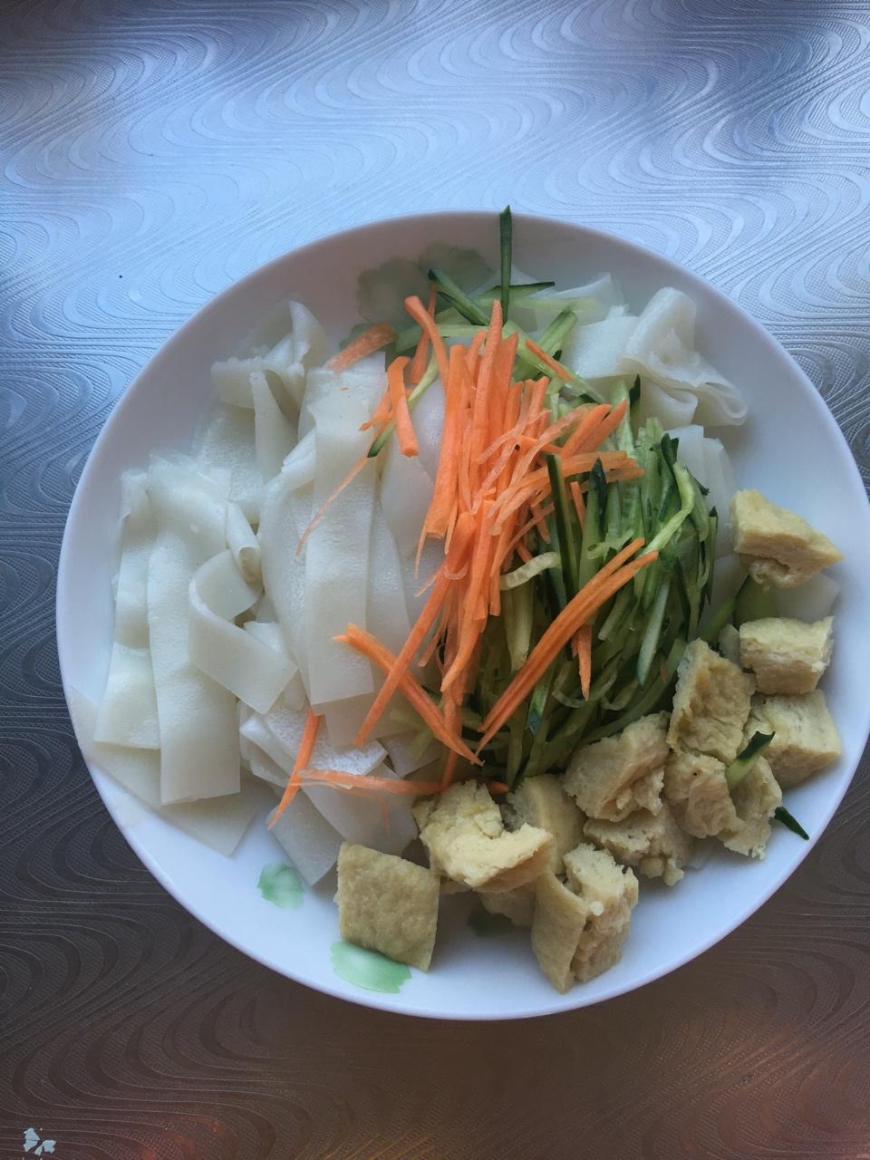 凉皮-家庭自制（告诉你自己做更劲道的秘诀）