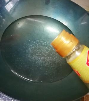 水波蛋黄油盖饭的做法 步骤4