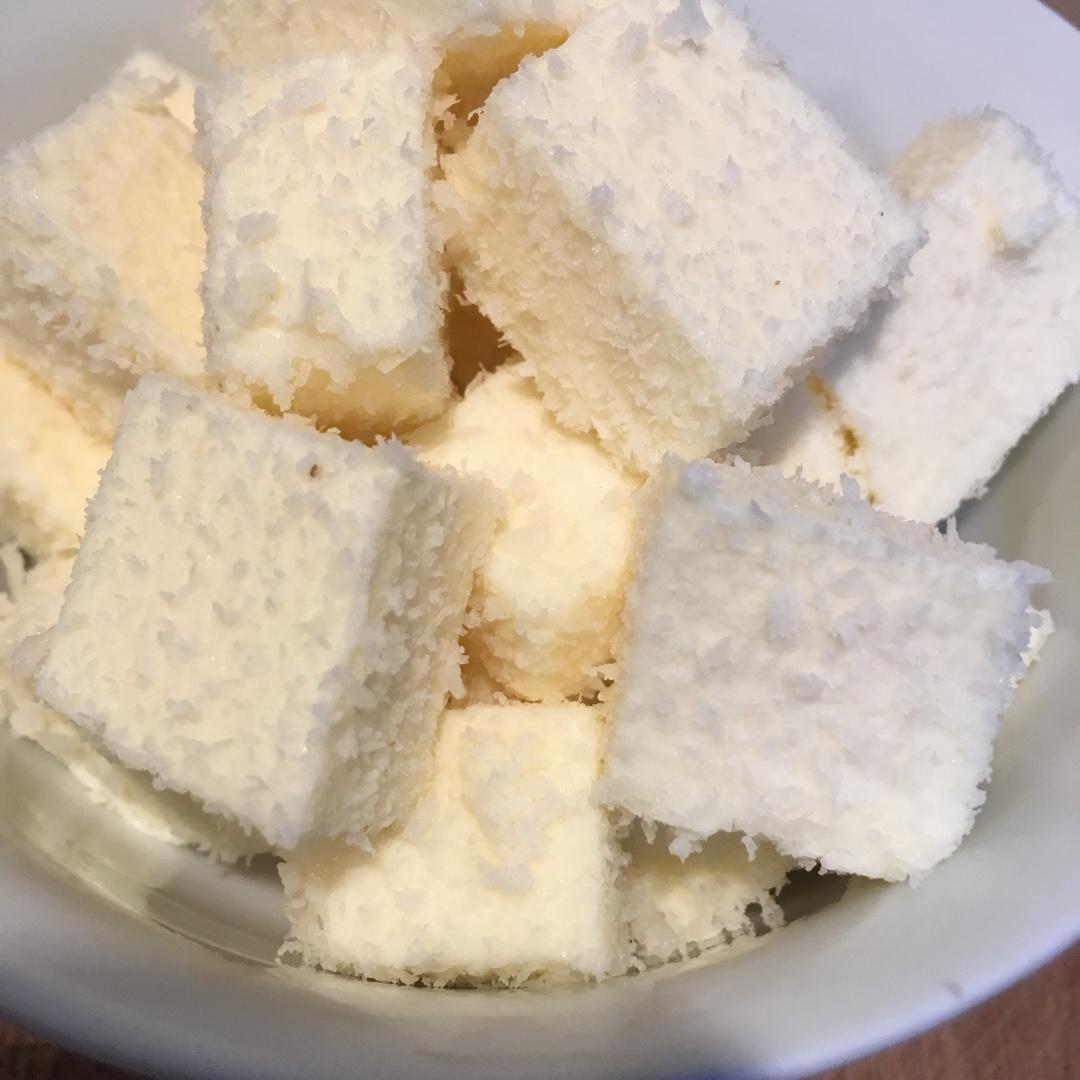 椰蓉奶冻，另类的奶油小方