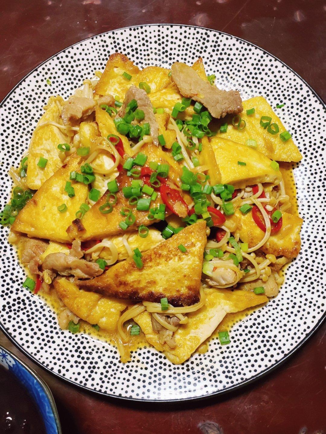 金针菇焖豆腐