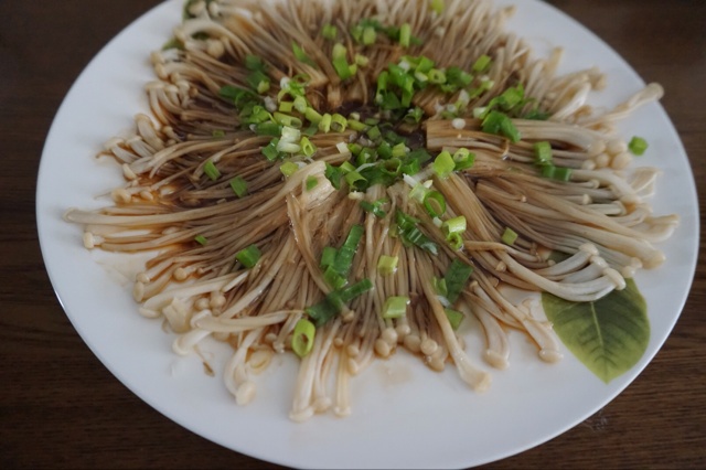 油泼金针菇