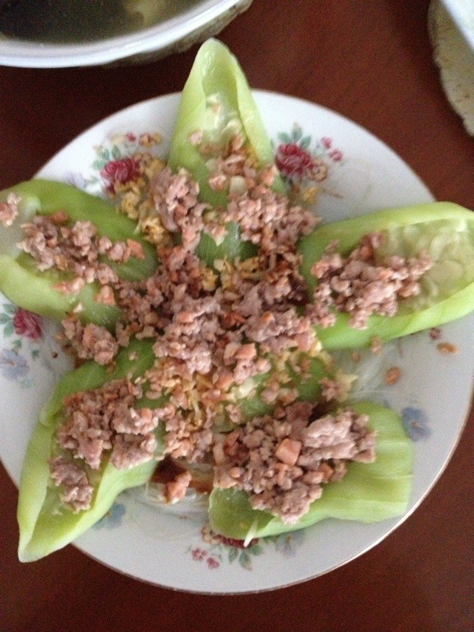 蒜茸粉丝蒸丝瓜