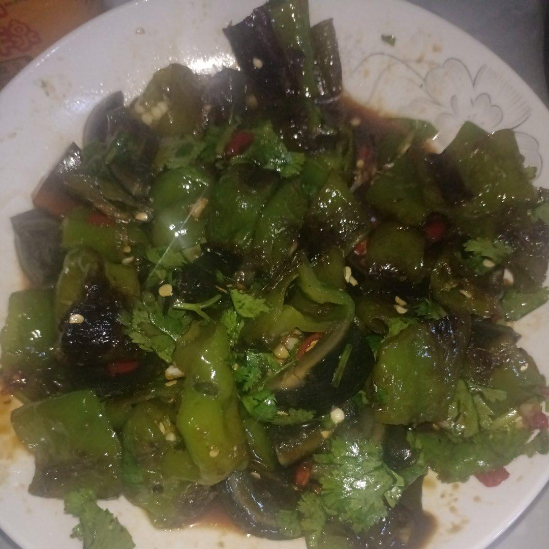 青椒皮蛋
