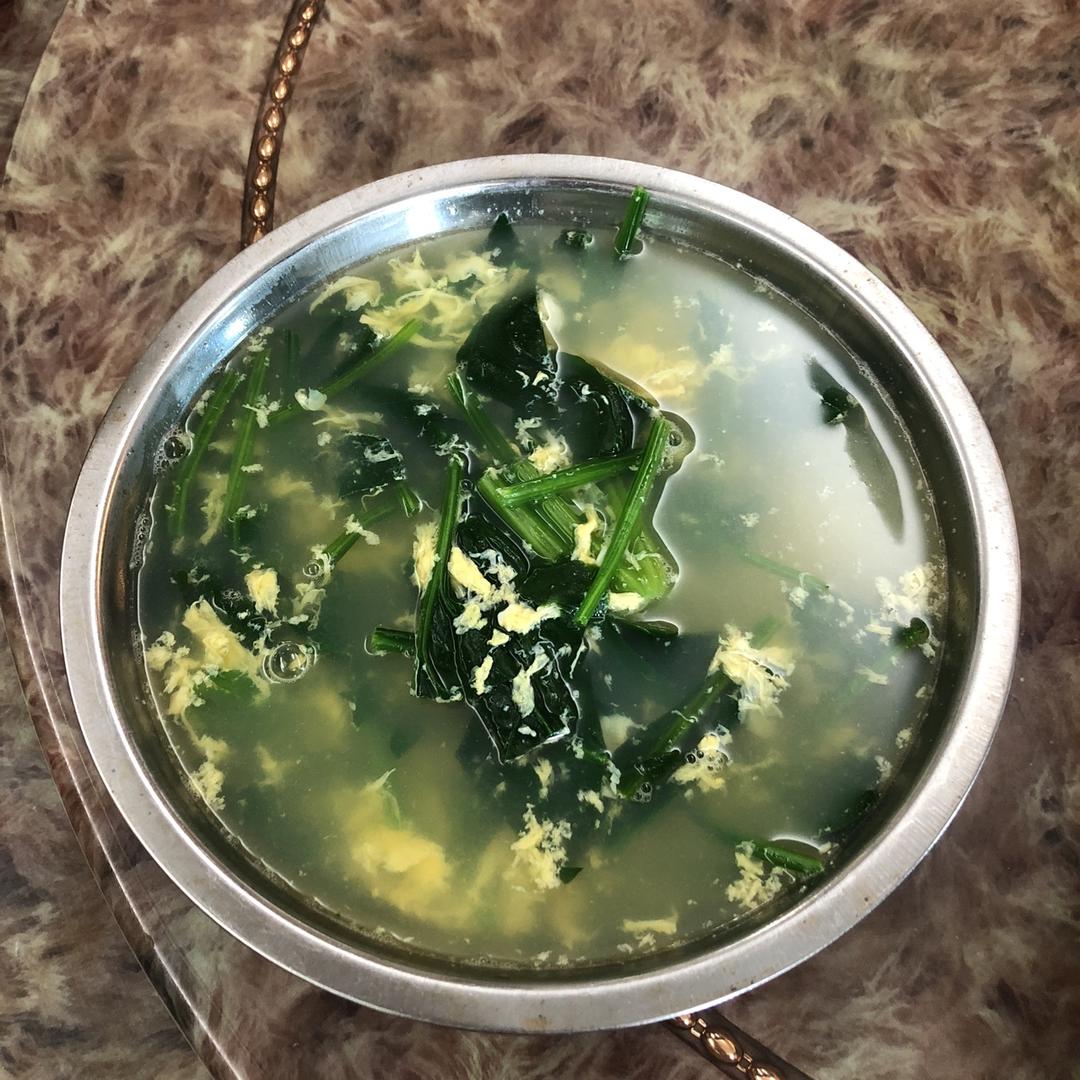 菠菜鸡蛋汤