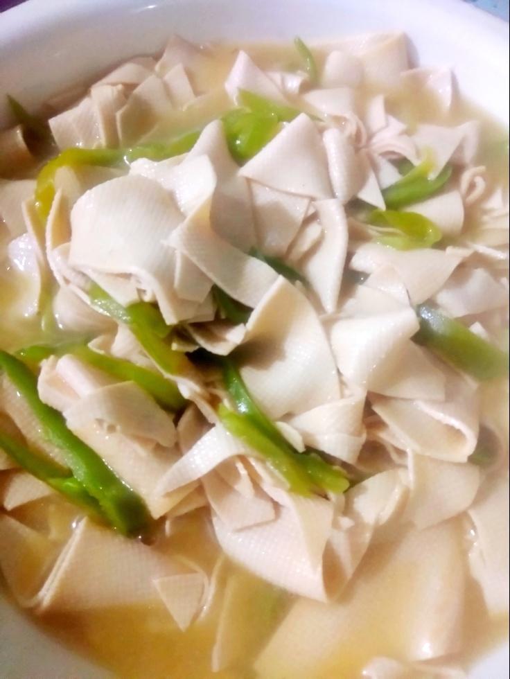 尖椒炒干豆腐