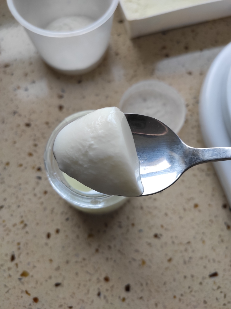 超简单有型的酸奶溶豆（宝宝最爱，入口即化）的做法 步骤2