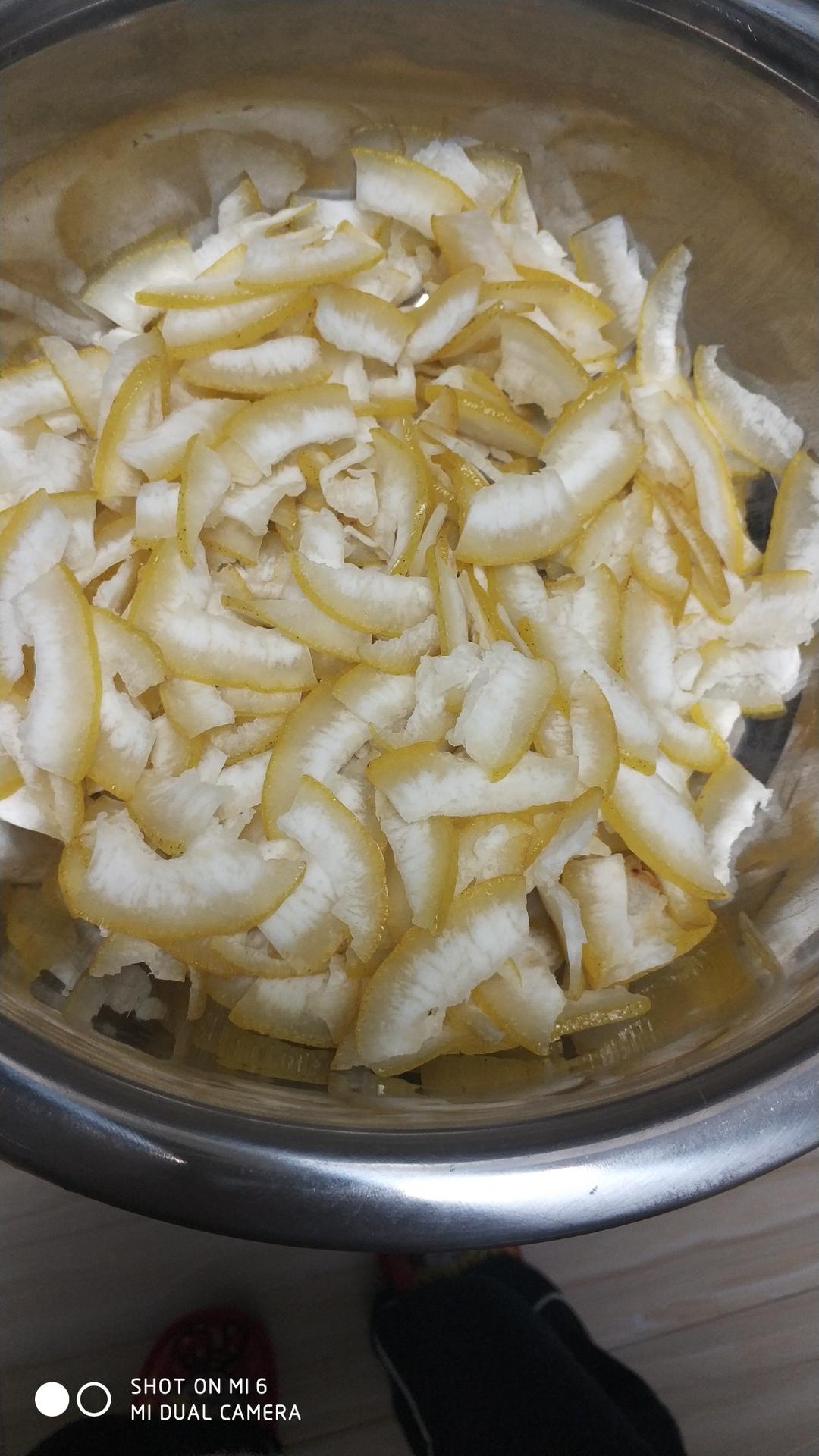 起沙挂霜柚子皮糖