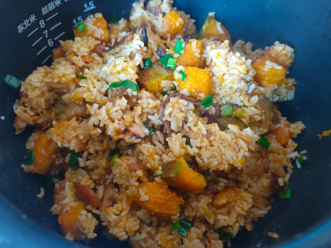 美味到不行的南瓜饭
