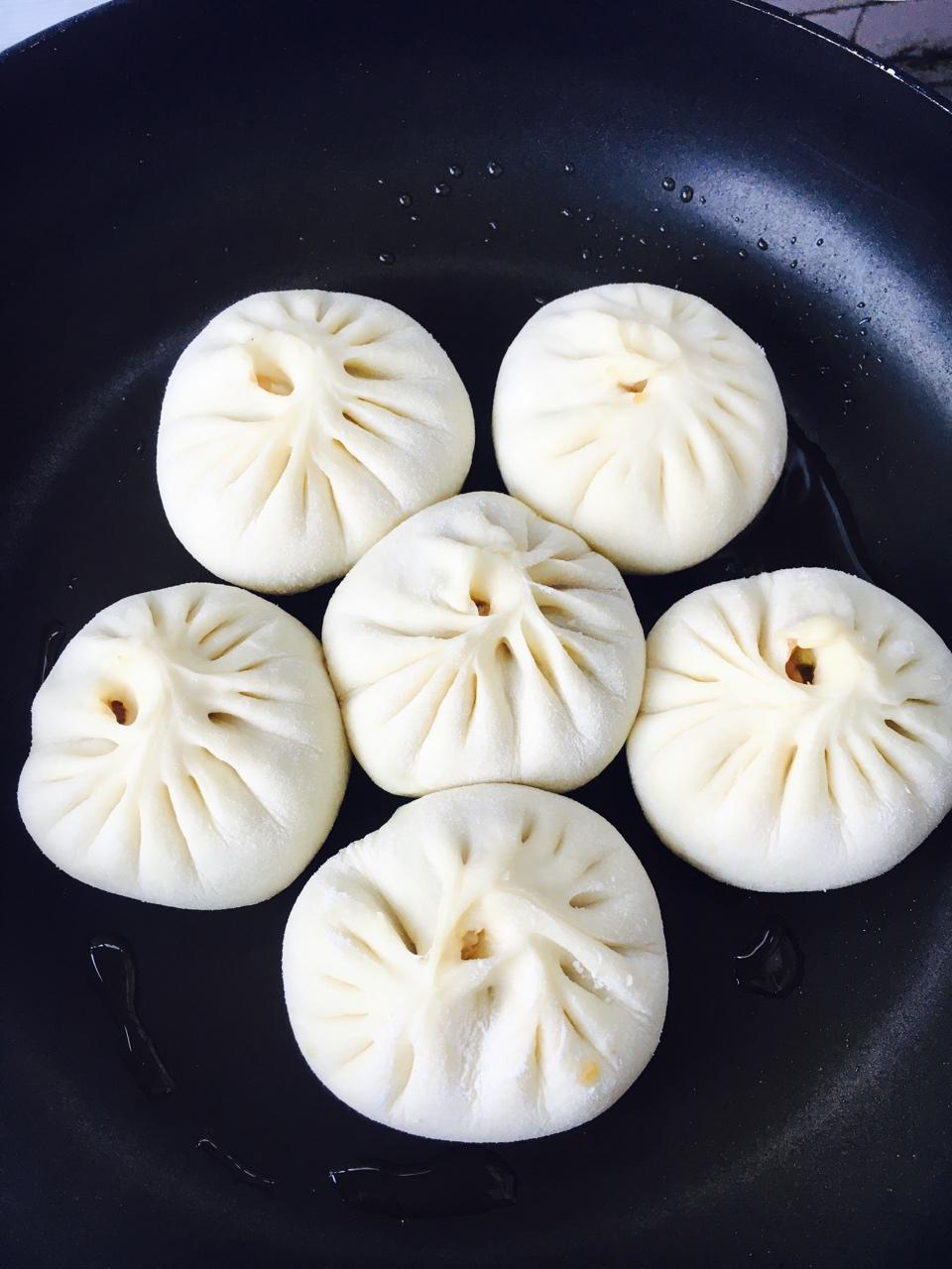 包出有褶子的包子
