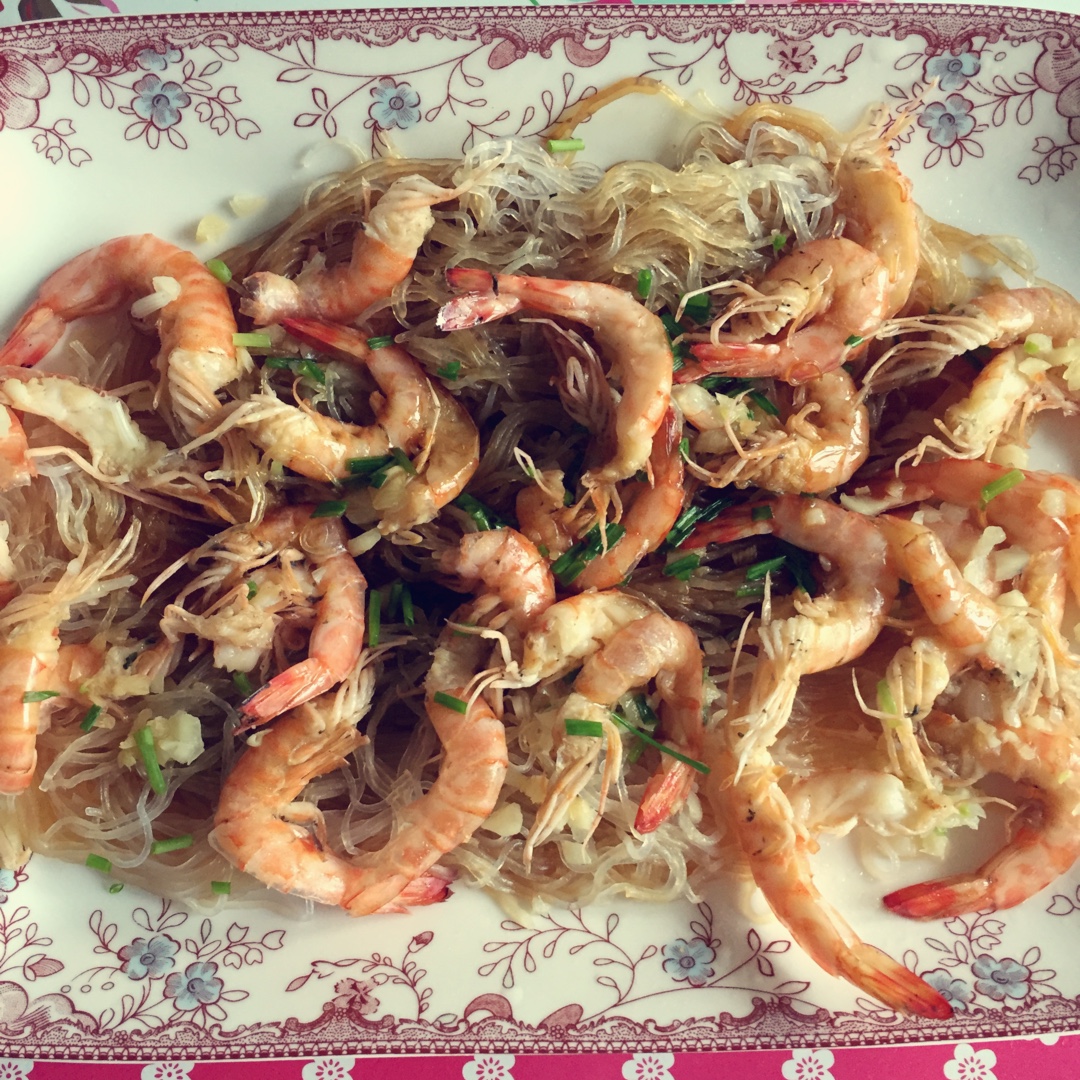 蒜蓉粉丝蒸大虾