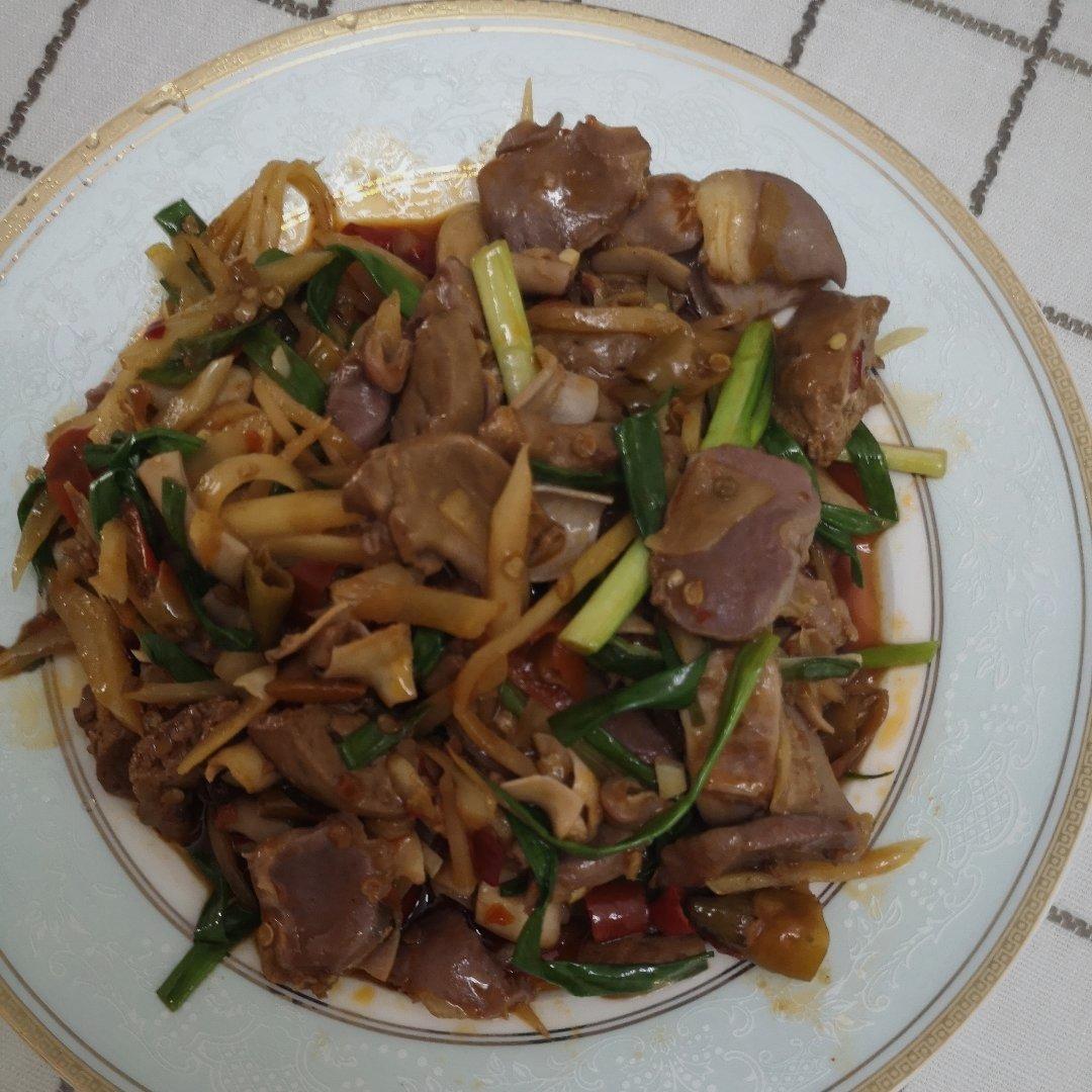 泡椒鸡杂