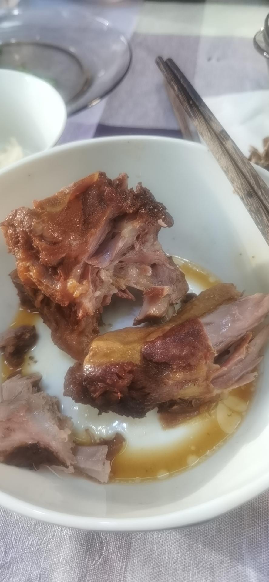 色香味俱全的～酱牛脊骨（电饭锅版）