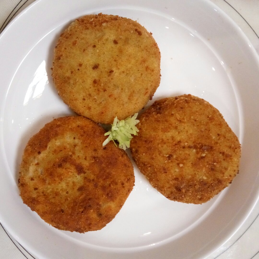 可乐饼 （肉末洋葱土豆饼）