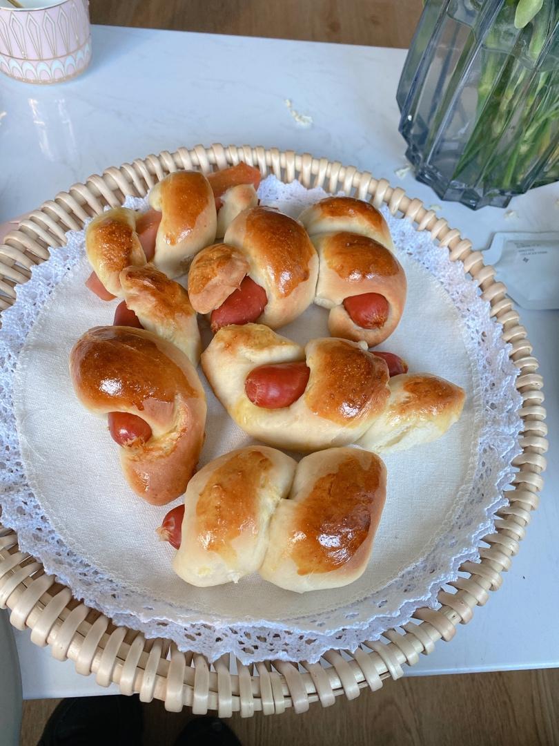 热狗小面包-既能作早餐又能作零食，咬一口就是满满的幸福
