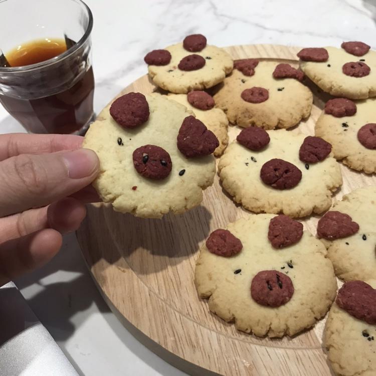 小猪曲奇饼干祝你诸事顺意