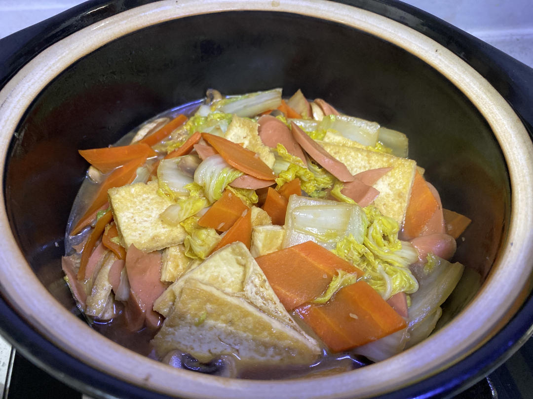 给肉都不换白菜豆腐煲