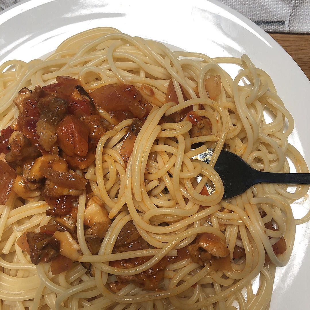 番茄肉酱意大利面
