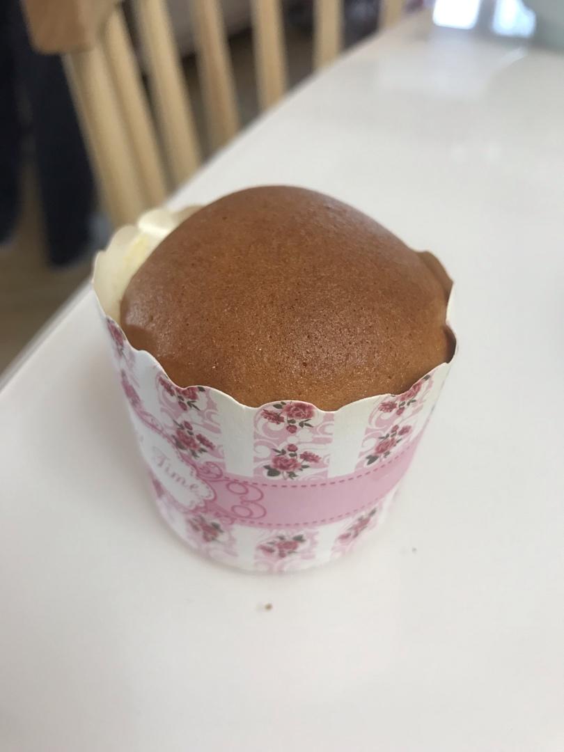 快手版简单易做的全蛋海绵蛋糕杯😋😋😋，蛋香味十足🥰🥰