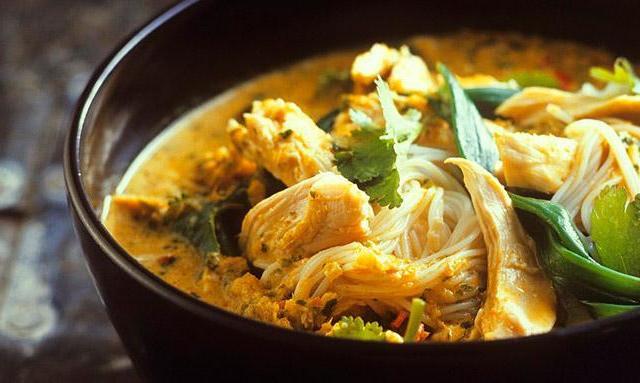 叻沙酱炒鸡胸蔬菜(Quick Chicken Laksa)的做法