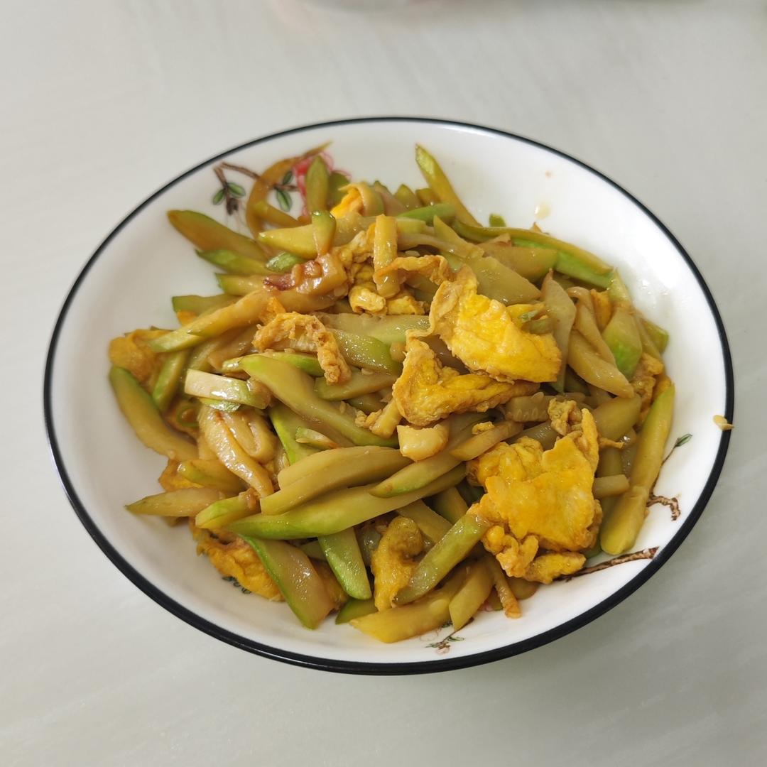 清炒西葫芦丝（简单）