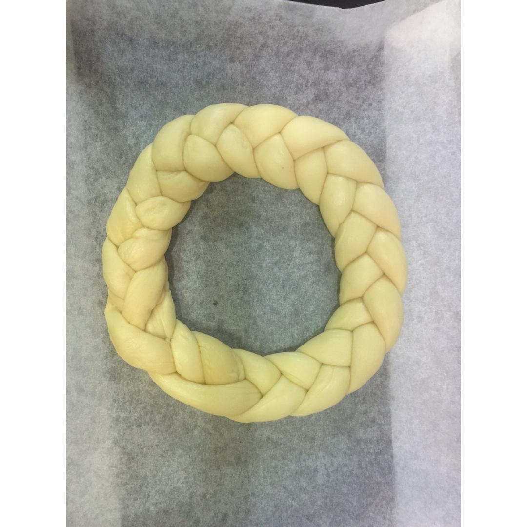 圣诞花环面包