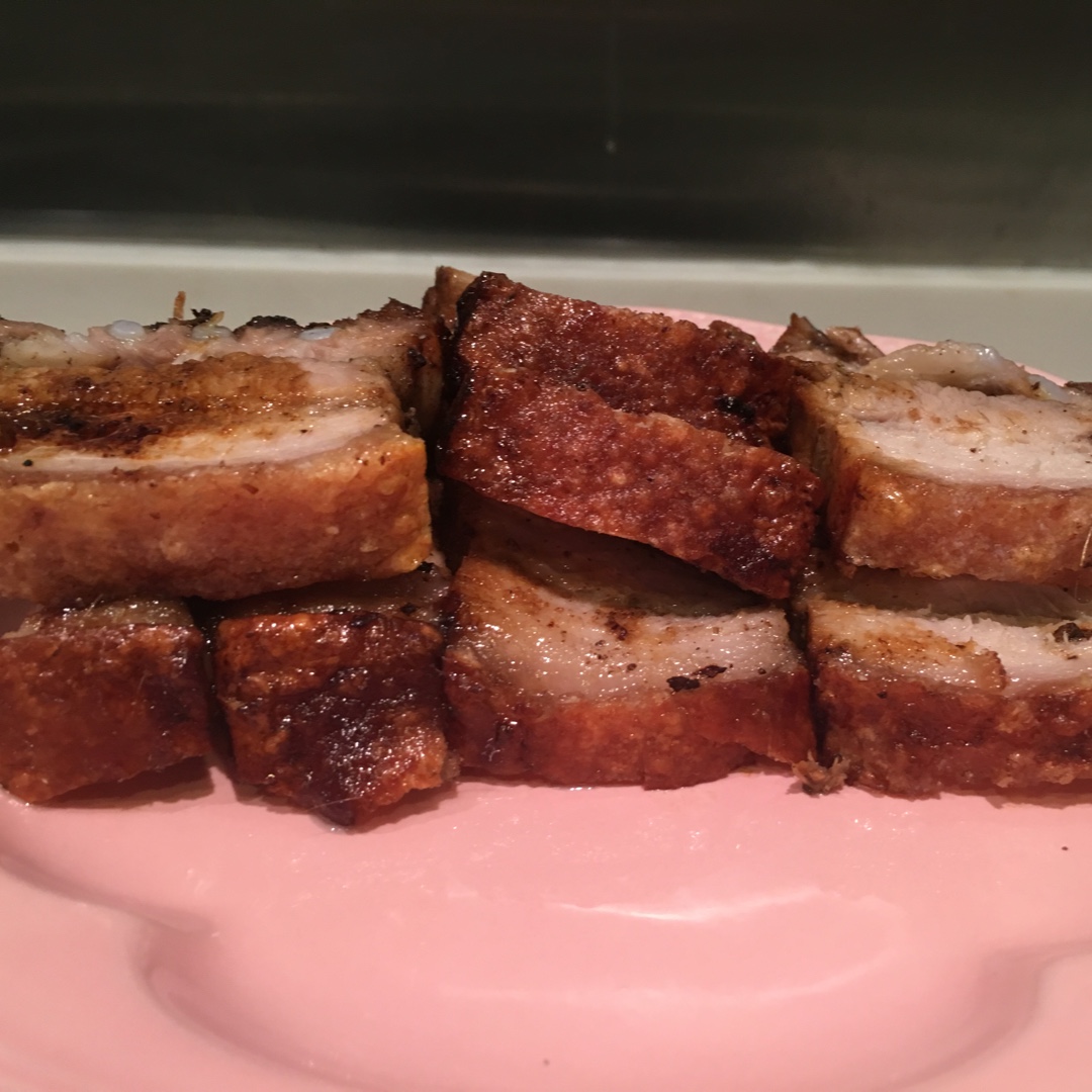 广式脆皮烧肉