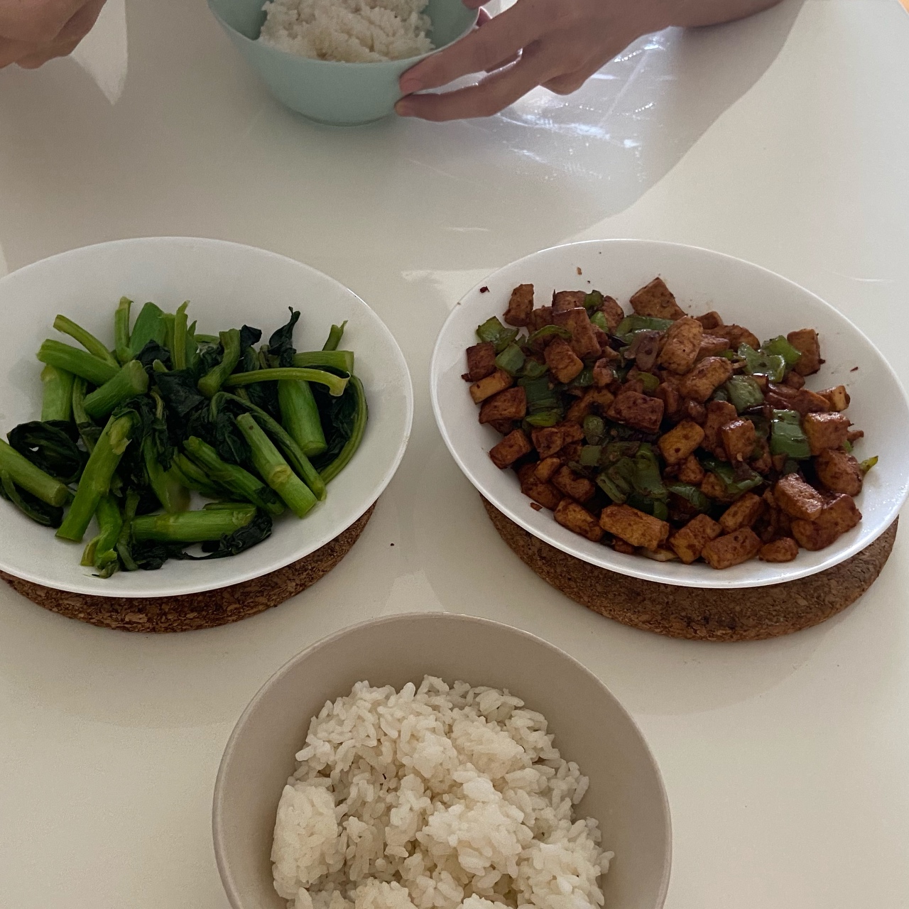 青椒炒豆腐-下饭菜的做法