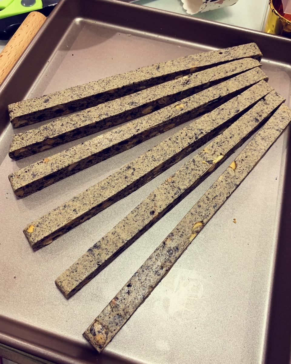 咖啡奥利奥牛轧糖，超香～