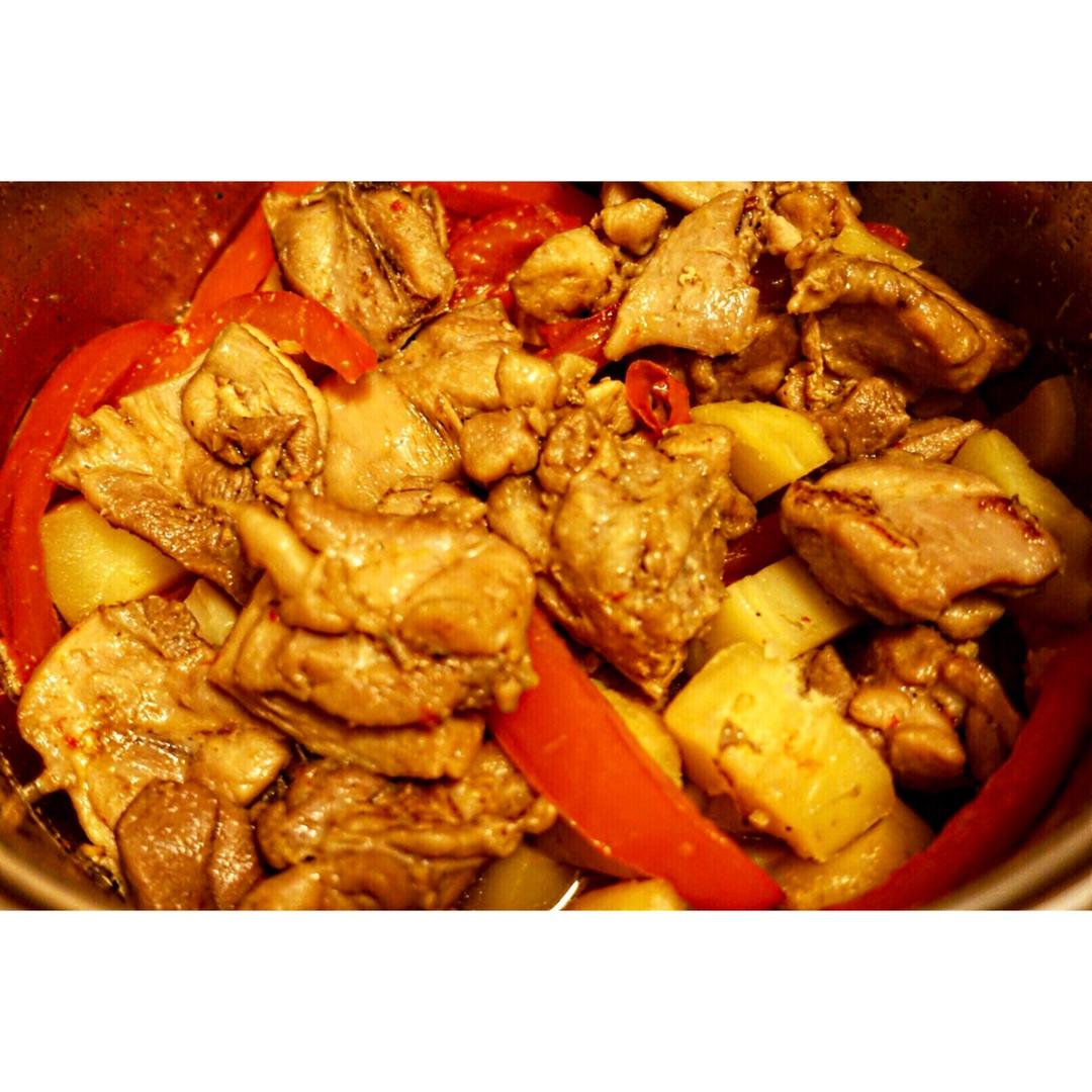 【黄焖鸡米饭】