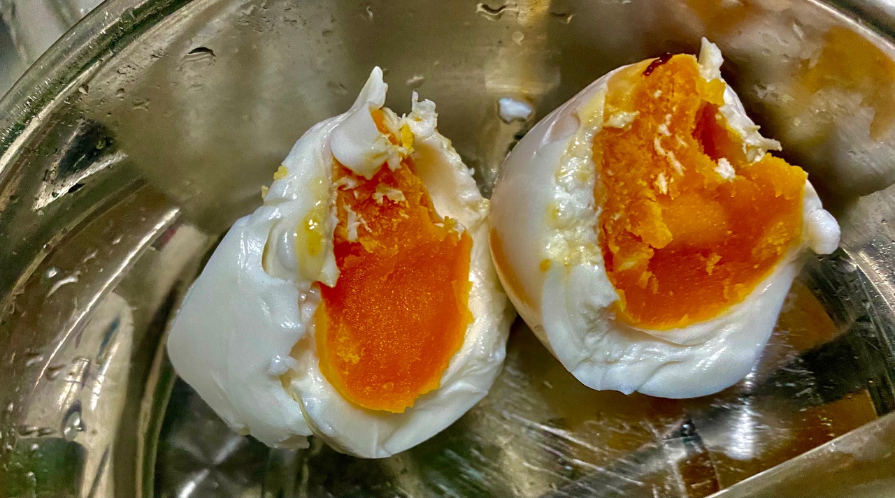 家常五香味咸鸭蛋腌制的做法