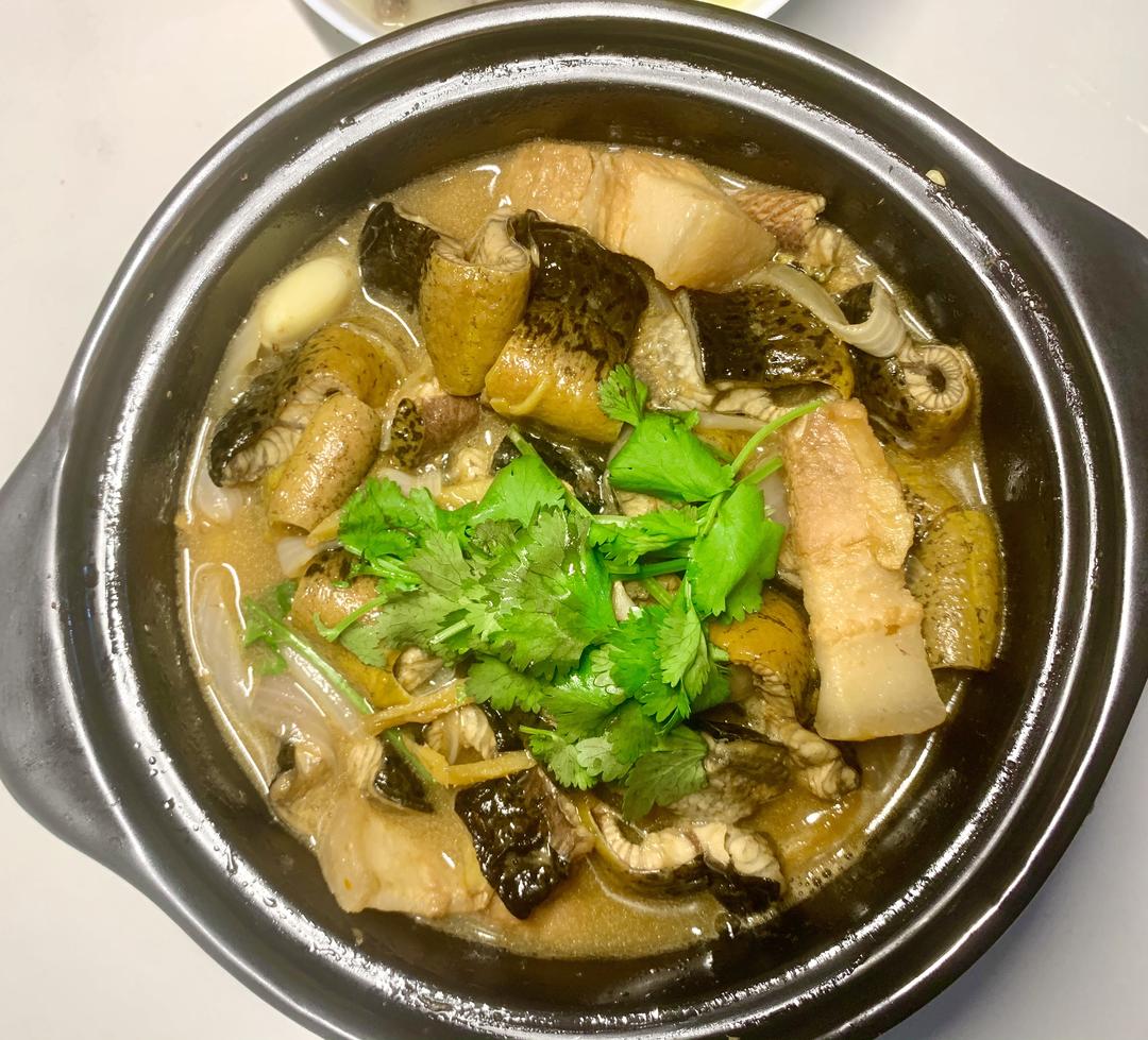 无糖红烧鳝鱼焖五花肉煲自己都馋哭的做法