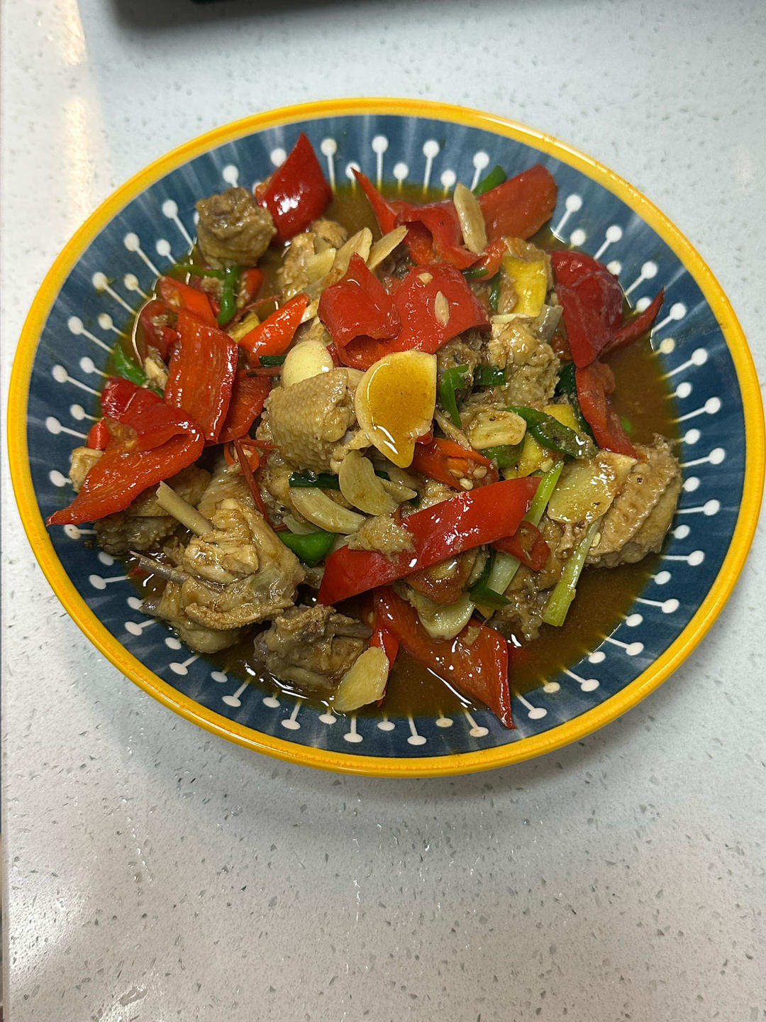 好吃到舔盘✅香辣过瘾超下饭的双椒炒鸡翅