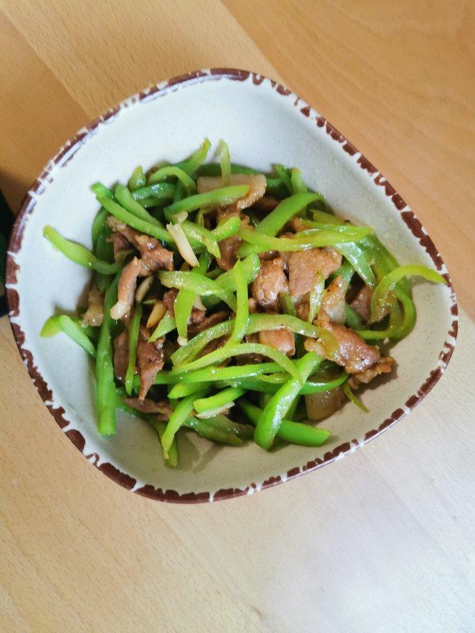 家常菜青椒炒肉