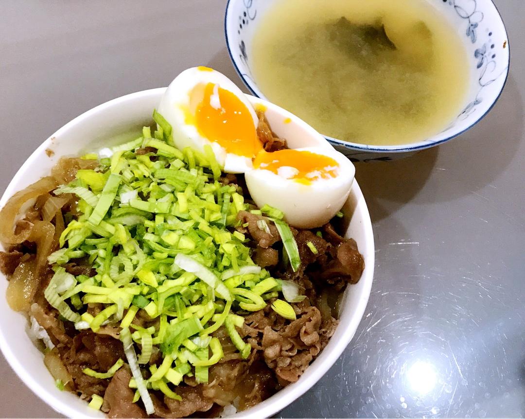 吉野家牛肉饭（牛丼）