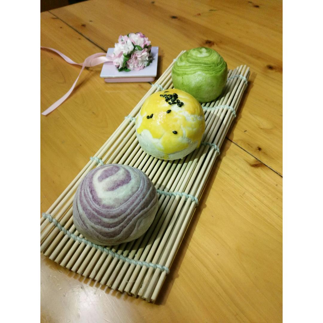 蛋黄酥~紫薯、抹茶、原味~花好月圆，中秋快乐~内附一次做六色蛋黄酥方法~