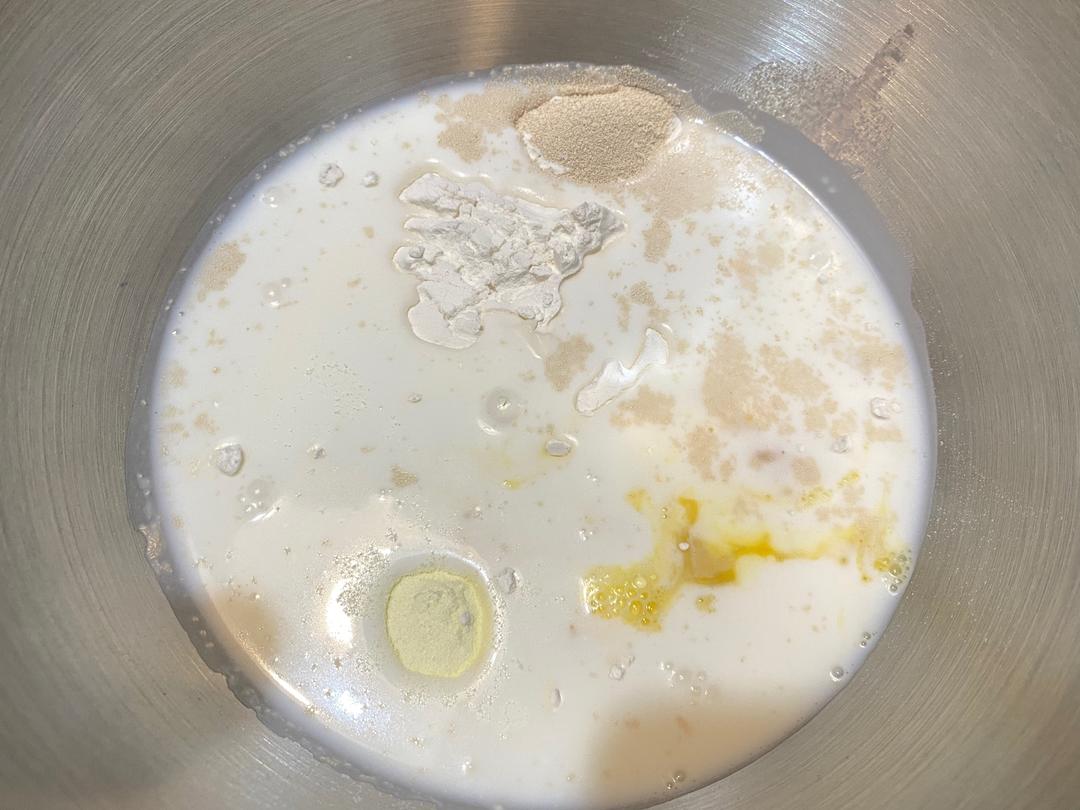 纯奶手撕吐司的做法 步骤1