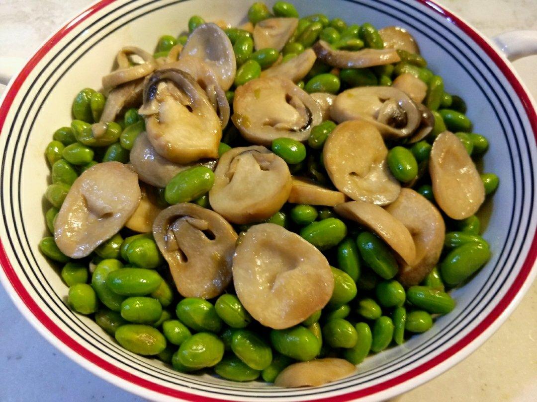 美味家常菜之草菇毛豆
