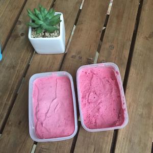 树莓冰淇淋的做法 步骤6