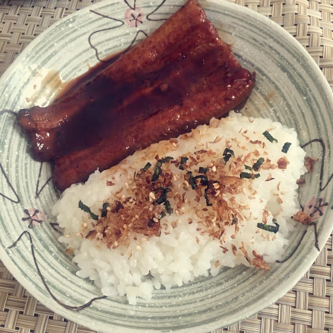 鳗鱼饭