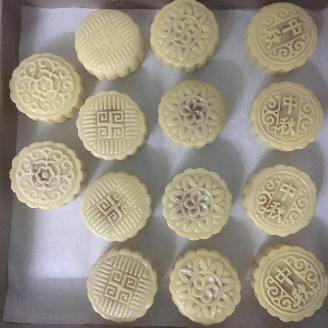 广式蛋黄月饼（75克、50克、各种规格都有）