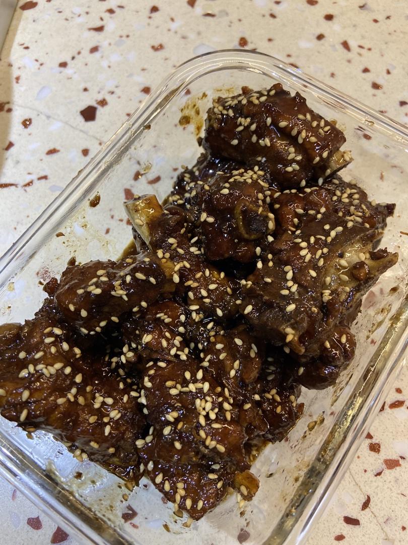 超级好吃的红烧小排