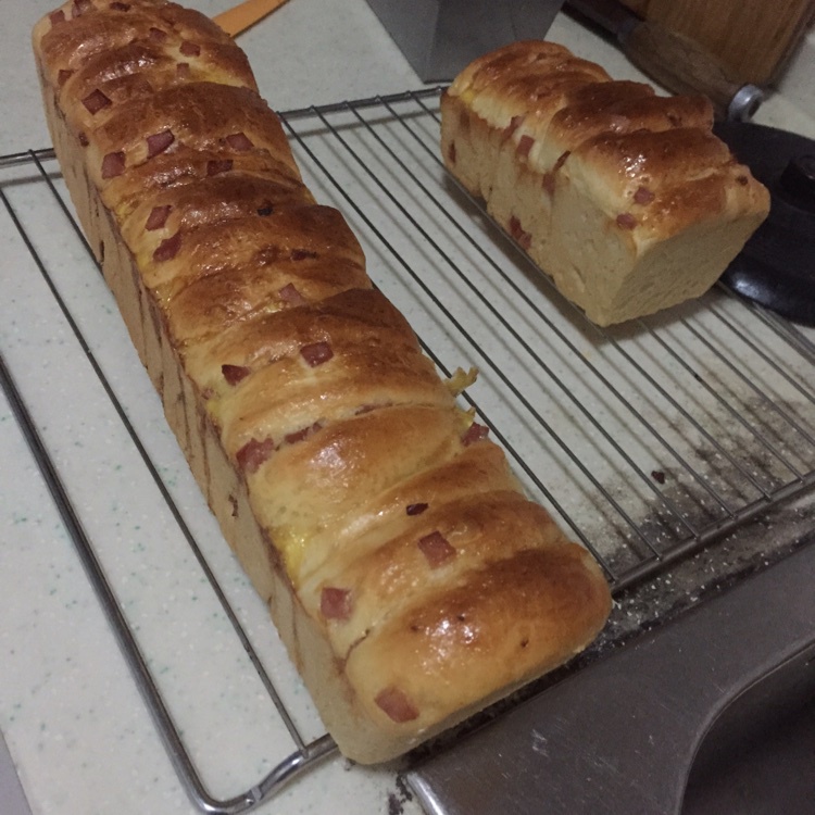 手撕千层肉松面包