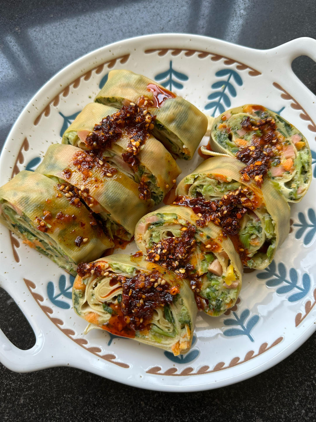 蒸青菜豆腐皮卷