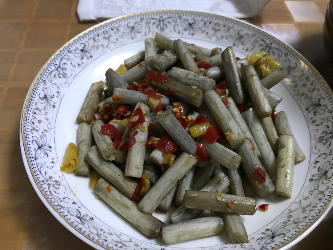 酸辣藕带
