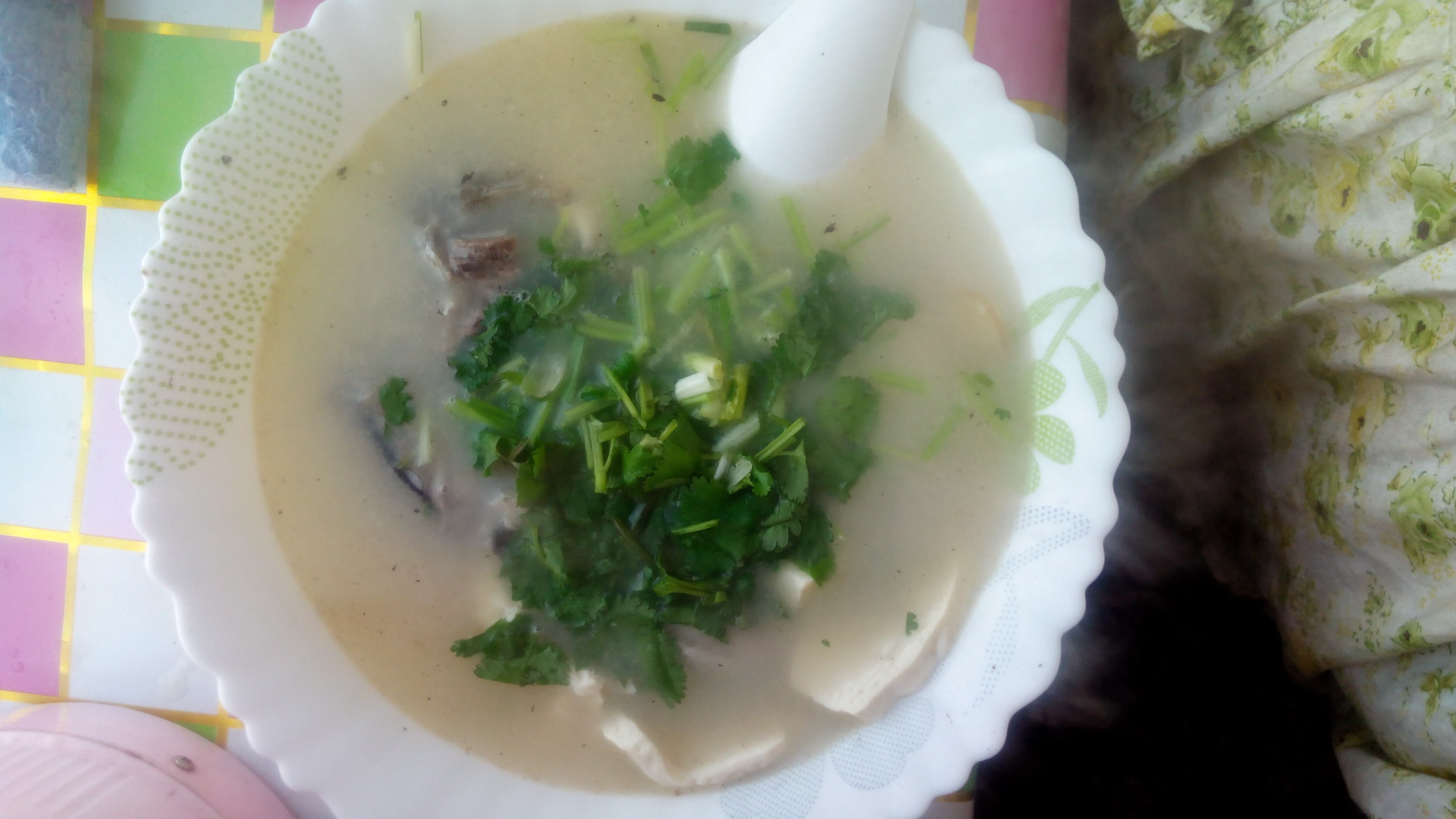 鲫鱼豆腐汤