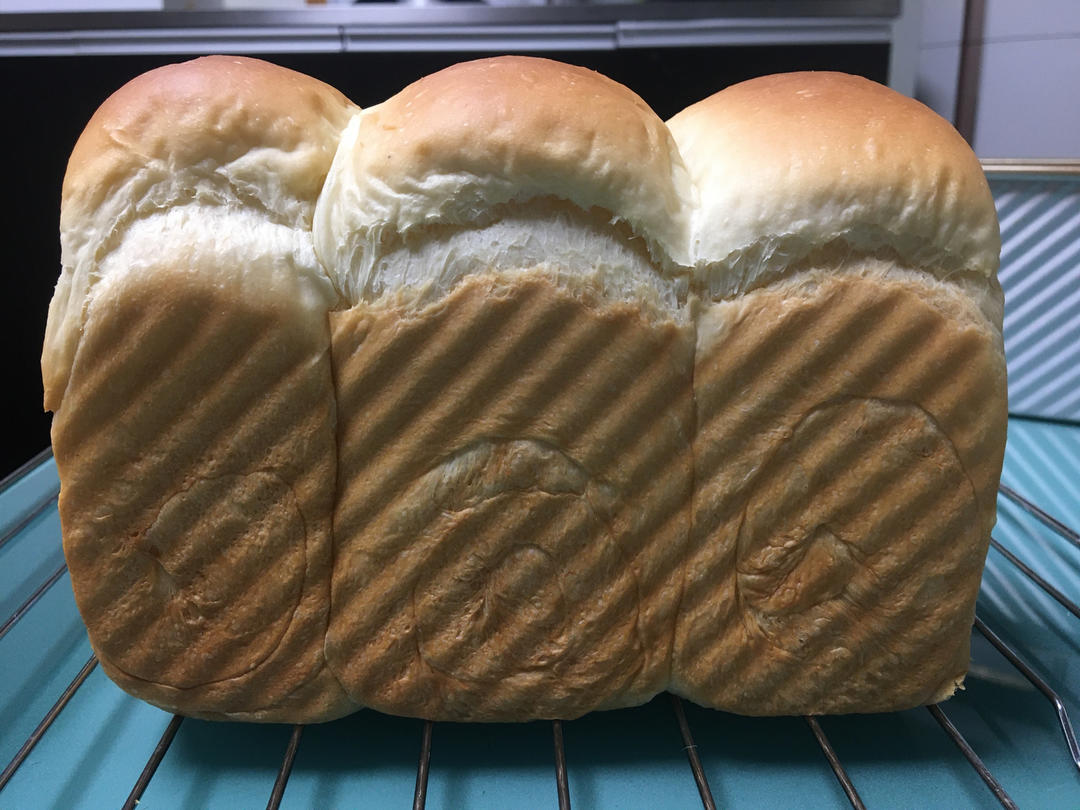 Poolish种（波兰种）吐司——不推荐不行的吐司配方