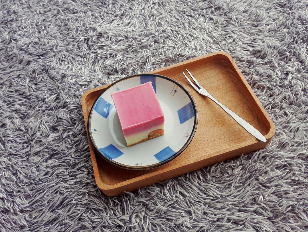 免烤樱桃冻芝士蛋糕