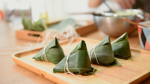 绿油油泰式西米粽子（红豆/香芋馅）（内含料理视频）的做法 步骤15