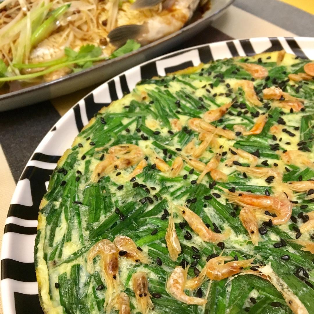 和爸爸妈妈一起吃饭