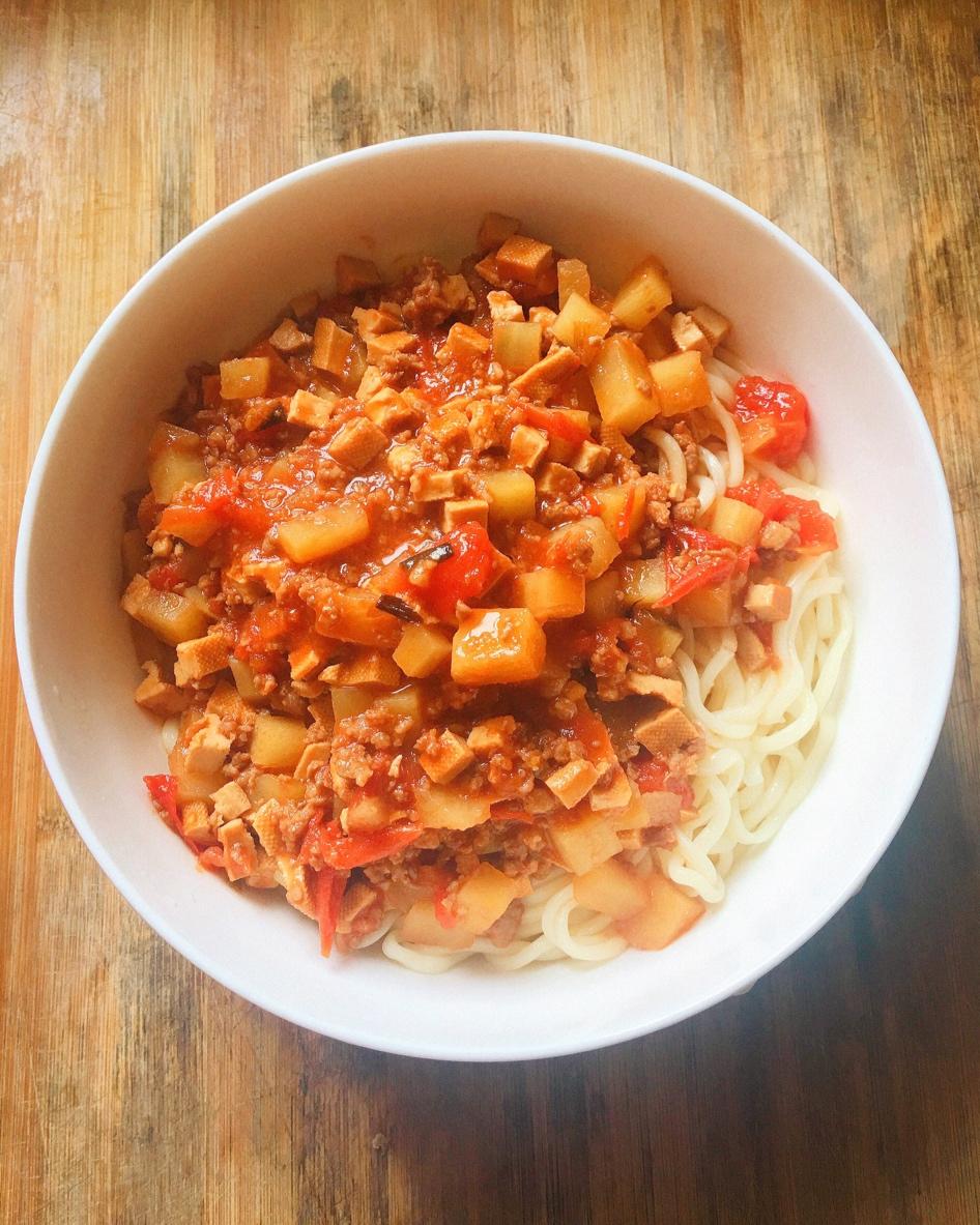 番茄肉臊面